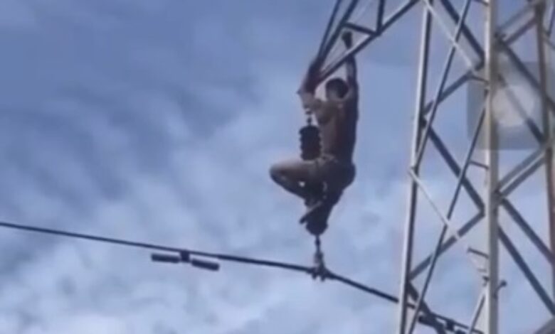 Kasoa: A Man K!lls Himself On High Voltage Trasmission Pole